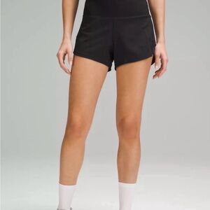 Lululemon Speed Up Mid-Rise Shorts 4 in